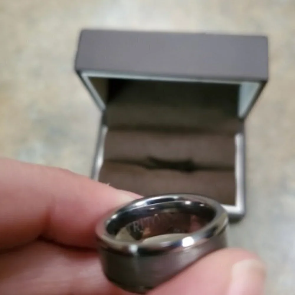 Tungstem Wedding band size 7 - Picture 4 of 5